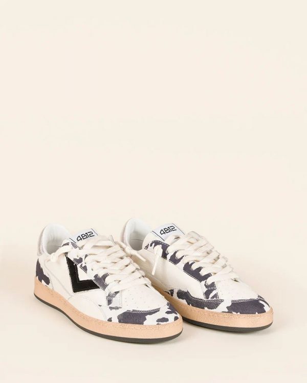 4B12 Play New D2009 Cow Vache